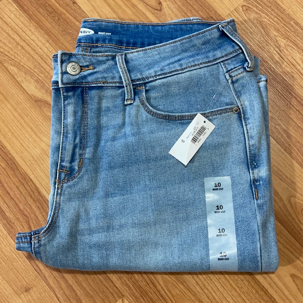 Brand new Old Navy Jeans - Tag still on